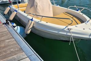 RANIERI SHARK 19 e diritto di ormeggio
