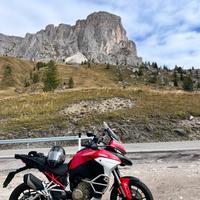 Ducati multistrada v4s