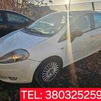 Fiat Grande Punto 1.3 Multijet 75cv (entra e leggi