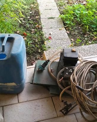 Pompa per anticrittogamici e insetticidi