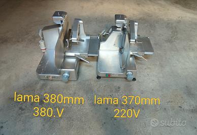 2 Affettatrici professionali verticale ABM