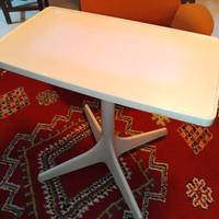 Carrello tavolino ruote Space Age design porta TV
