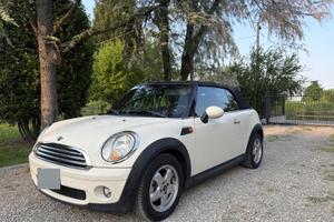 Mini cabrio (benzina) OK NEOPATENTATI
