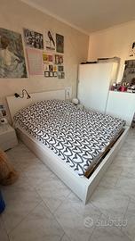 Letto matrimoniale con cassetti