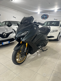 Yamaha t max tech max