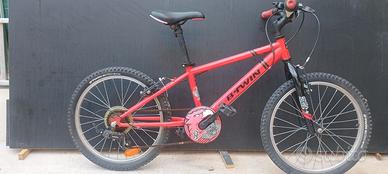 Mountain bike marca B'TWIN bambino 