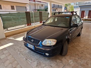 HYUNDAI Accent 2ª serie - 2004