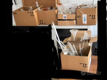 Accessori X laboratorio scientifico