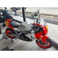 Yamaha XSR 900 GP LEGEND RED KM 0