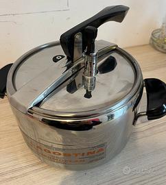 Pentola a pressione Lagostina