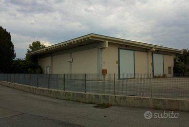 Immobile in asta di 654 m² a Conegliano