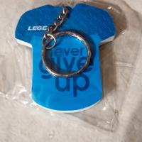 portachiavi  con scritta never give up 