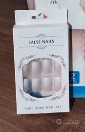 Unghie finte effetto sfumato rosa e bianco