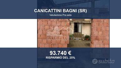 Immobile in asta di 2400 m² con più di 5 locali a 