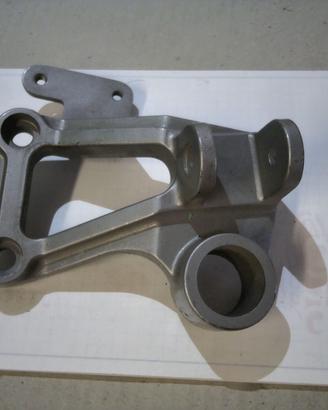 SUPPORTO PEDANA GPZ 600 KAWASAKI 35011-1242