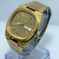 Bulova Automatic Day - Date 1979 Champagne Sunburs