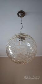 Lampadario a sfera in vetro