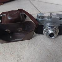 Macchina fotografica vintage Comet II Bencini