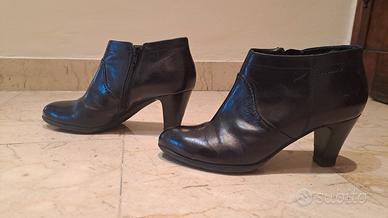 Polacchini neri donna Stonefly n. 39