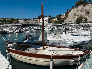 gozzo sorrentino in legno