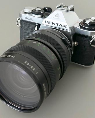 Fotocamera reflex PENTAX ME con zoom 35-100mm