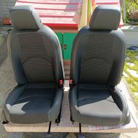 Sedili e interni Seat Leon FR pelle/tessuto sport