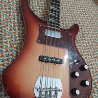 basso elettrico Rickenbacker clone