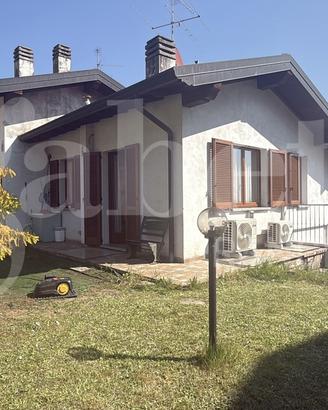 Villa o villino Albavilla [Cod. rif 3305244VRG]