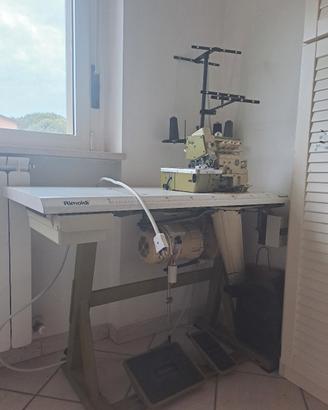 Taglia e Cuci Rimoldi Vega II