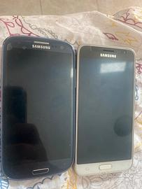 Due cellulare Samsung