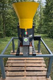 Macchina per pellet