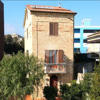 VILLA SINGOLA A GROTTAMMARE