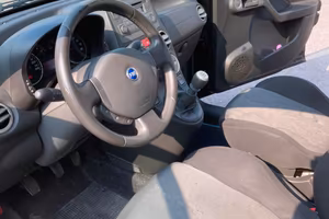 Panda 100 hp 2006