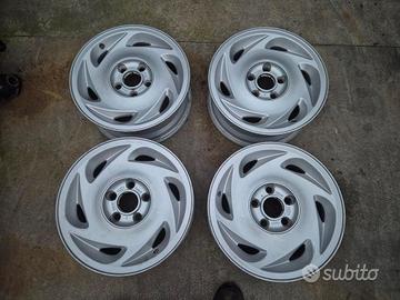 Cerchi In Lega Da 15" Per Ford Scorpio 1988
