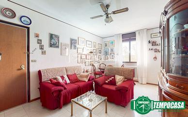 QUADRILOCALE TERMO-AUTONOMO IN ZONA CRISTO!