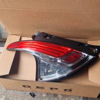 fanalino posteriore sx lancia y 2011