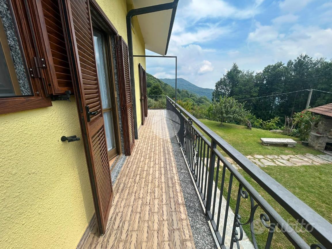 VILLA A SCHIERA D'ANGOLO A FRASSINETTO - Altro