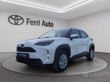 TOYOTA Yaris cross 1.5h active fwd 115cv e-cvt