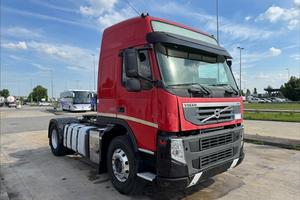 VOLVO FM 450 CON LA PRESA DI FORZA IDRAULICA