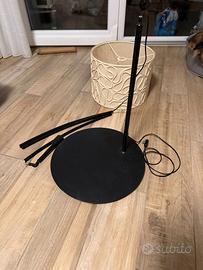 Lampada ad arco da terra