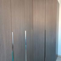 Armadio con settimanale e cassettiera