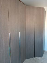 Armadio con settimanale e cassettiera