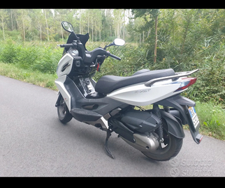 Kymco k xct