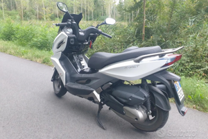 Kymco k xct