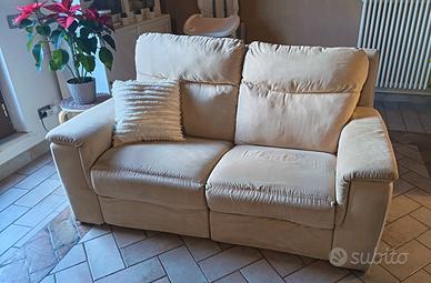 Divano 2 posti con relax elettrico