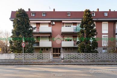 4 LOCALI A CASTELFRANCO EMILIA