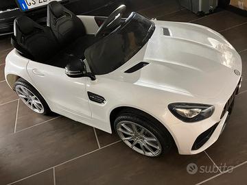 Mercedes elettrica bambino