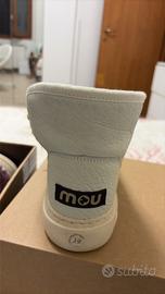 Scarpe mou