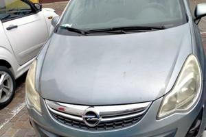 Opel corsa 1.2 benzina