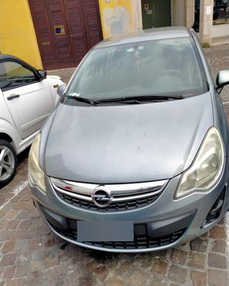 Opel corsa 1.2 benzina